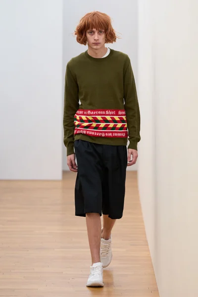 Look 17